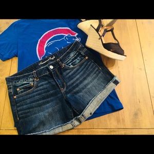American Eagle Shorts Frayed Cuff Size 8